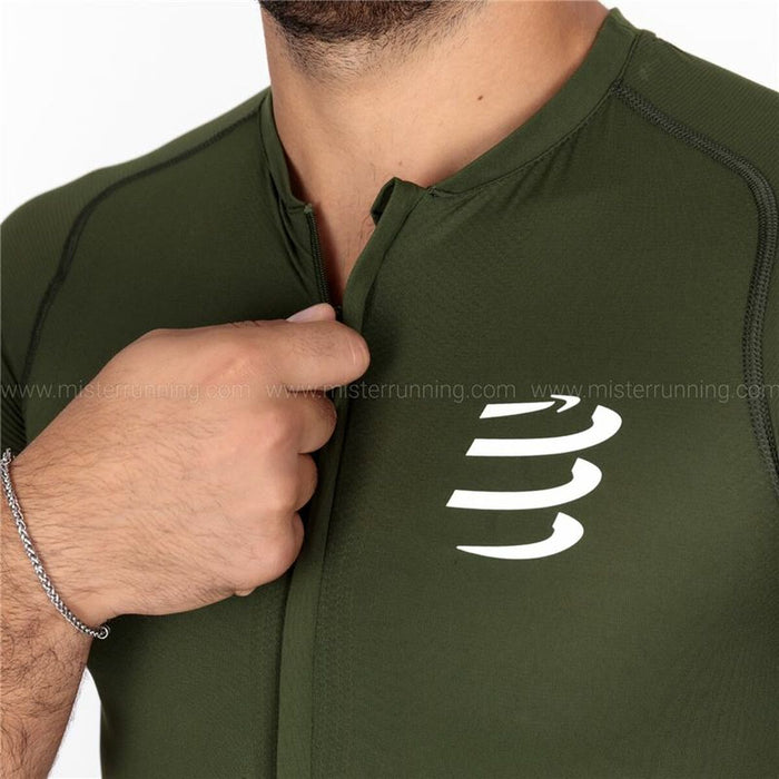 Compressport Camiseta de manga corta para hombre en verde oliva